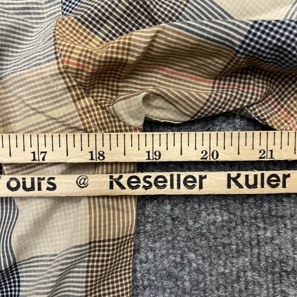 Patagonia Shirt Mens XS Beige Brown Gray Plaid Short Sleeve Go To STY 52691 - Picture 8 of 9